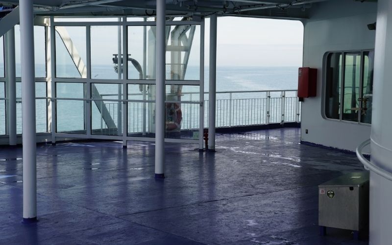 Het buitendek van de DFDS ferry